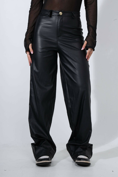 Calça wide leg couro