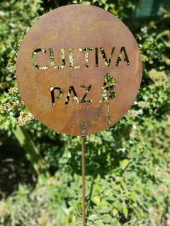 Pinche cultiva paz