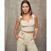 Cropped Decote V com Fivela Dourada