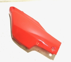 TAPA LATERAL BATERIA ROJO Zanella - comprar online