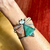 Bracelete Borboleta Quartzo Verde no braço