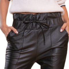 calça feminina de couro legítimo