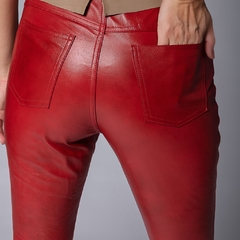 CALÇA DE COURO LEGÍTIMO. CALÇA 100% COURO, CALÇA FEMININA.