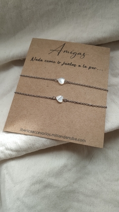 Pulsera acero con corazon de nacar - comprar online