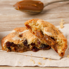 Choco Blanco y Arándanos Rellena