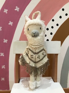 MUÑECO DE TELA LLAMA