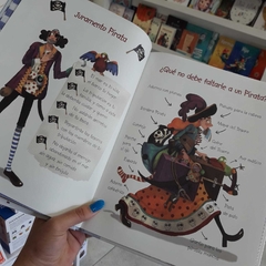 MANUAL DE PIRATAS - comprar online