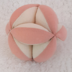 PELOTA MONTESSORI MINI- ROSA