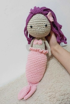 AMIGURUMI SIRENA GRANDE