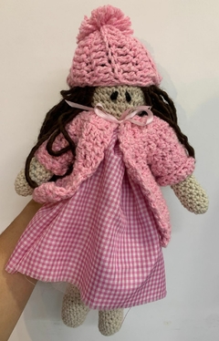 AMIGURUMI MUÑECA CON PELO