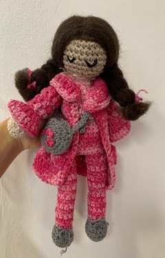 AMIGURUMI MUÑECA CON TRENZAS