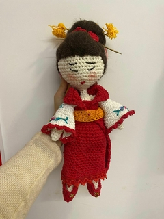 AMIGURUMI: MUÑECA GEISHA