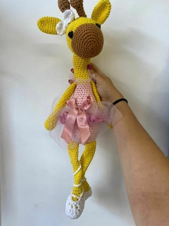 AMIGURUMI JIRAFA BAILARINA