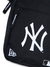 SHOULDER BAG NEW ERA MLB NEW YORK YANKEES PRETA na internet