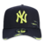 Bone 9FORTY A-Frame MLB New York Yankees Destroyed MLB Marinho Verde Limao na internet