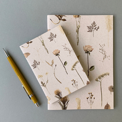 Caderno flores secas - comprar online