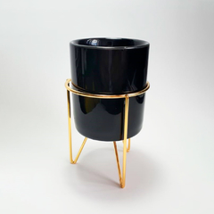 Cachepot Preto com Suporte Dourado - comprar online