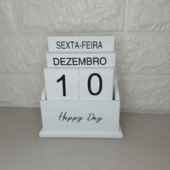 Calendário Permanente de Madeira - Happy Day na internet