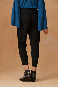 PANTALON VENECIA NEGRO en internet