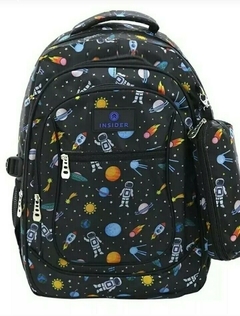 mochila escolar de 18"