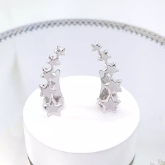 BRINCO EAR CUFF DE ESTRELAS NO RÓDIO - comprar online