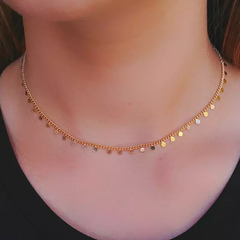 CHOKER DE CORRENTE COM MINI MEDALHAS OURO - CHVM102-O