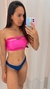 Conjunto vítreo rosa com azul na internet