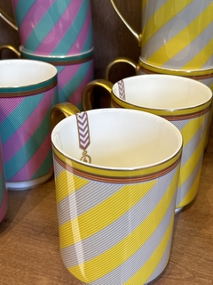 Caneca Grande Stripes Amarelo - Pip Studio - Pacco Home  Decor