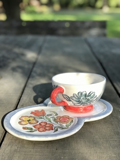 taza y bandeja Flores - comprar online