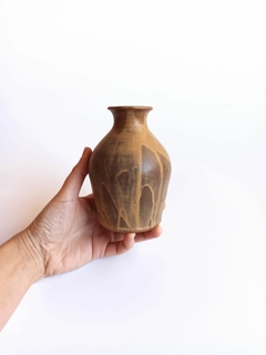 Vaso garrafa baixo - ocre - comprar online