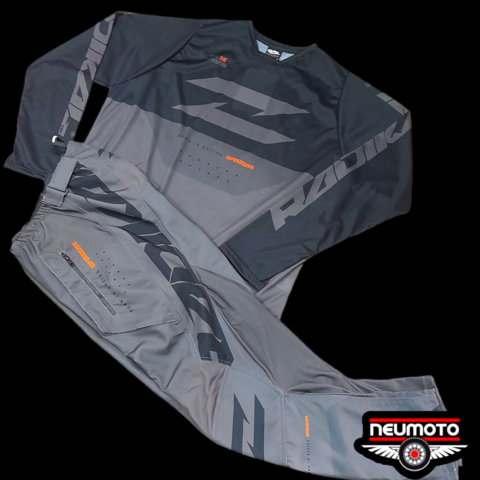 CONJUNTO RADIKAL ENDURANCE