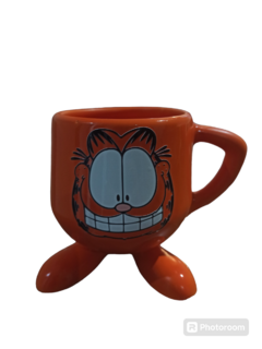 Taza patitas garfield