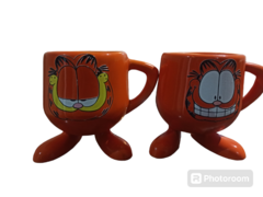 Taza patitas garfield en internet