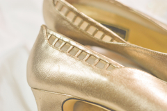 Scarpin Vintage Dourado - comprar online