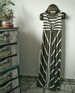 Vestido longo listrado