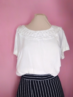 Blusa Branca Viscose Renda - comprar online