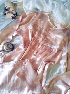 Camisola Vintage Cetim Rosa Bebê Midi na internet