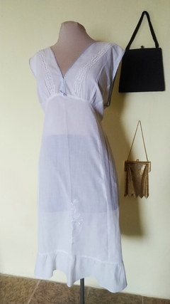 Conjunto Camisola e Penhoar Vintage Algodão Bordado - comprar online