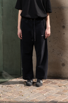 BLACK BAGGY PANT en internet