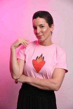 Camiseta Coração em Chamas - loja online