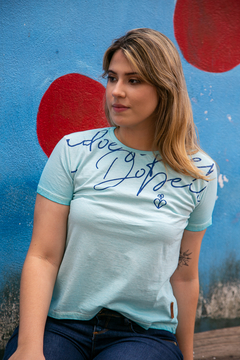 Camiseta azul estampa feminina LádoCoração