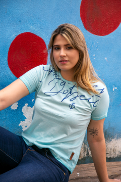 Camiseta azul estampa feminina LádoCoração - comprar online