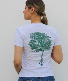 Camiseta Branca Árvore da Vida