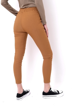 Pantalón de bengalina con lazo. - tienda online