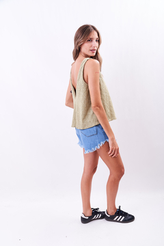 Musculosa de brodey, escote V. - tienda online