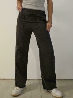 Pantalón wide leg de jean, con costura en bolsillos. - tienda online