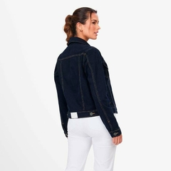 Campera de jean elastizado, azul con pespunte claro. - comprar online