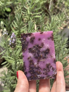 Sabonete lavanda, sal grosso e jabuticaba - comprar online