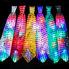 Corbata Led Luminosa con lentejuelas en internet