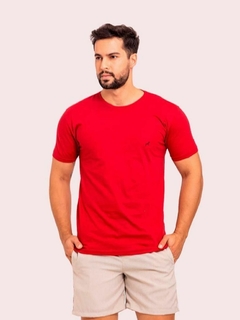 CAMISETA BÁSICA COM BORDADO - Moda Viva